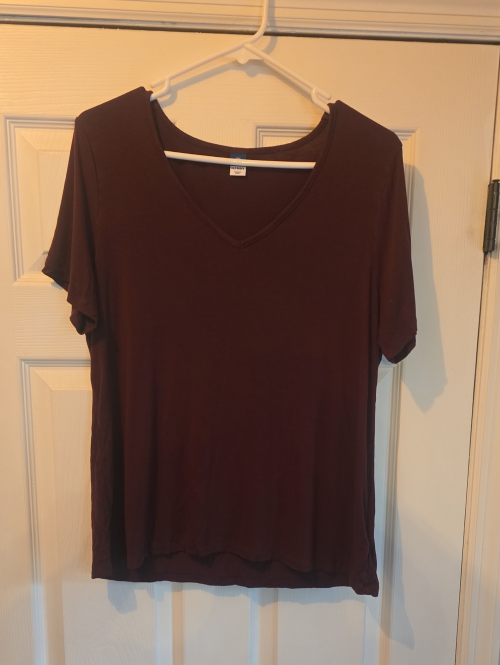 Old Navy Women's Burgundy V-Neck Short Sleeve Top
